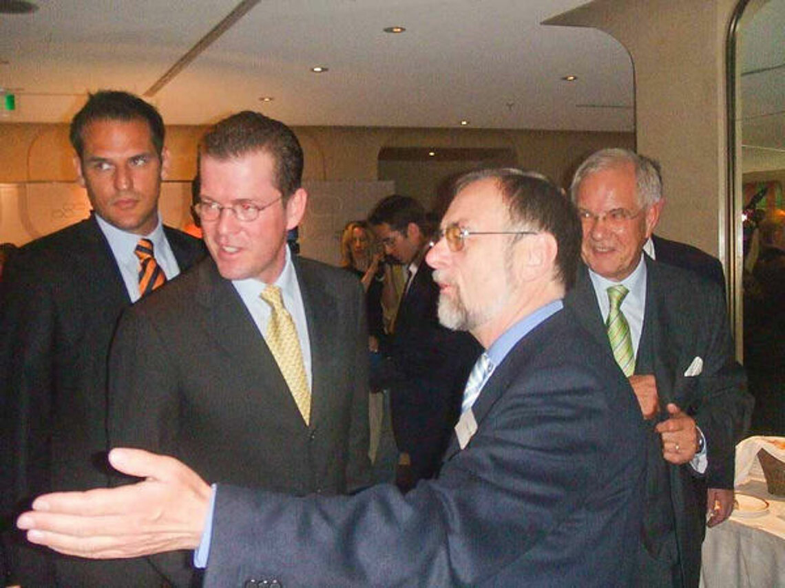 Dr. Kulitz, Karl-Theodor zu Guttenberg and Prof. Brun-Hagen Hennerkes.